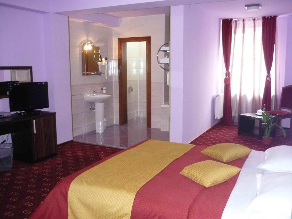 Hotel Gclub Breaza  Habitación foto
